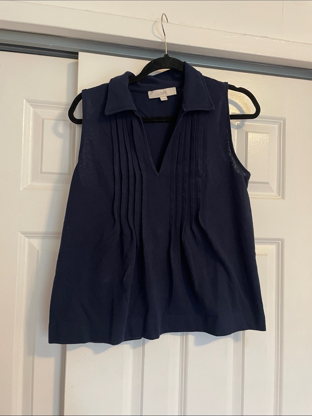 LOFT Navy Sleeveless Pleated V-Neck Top
